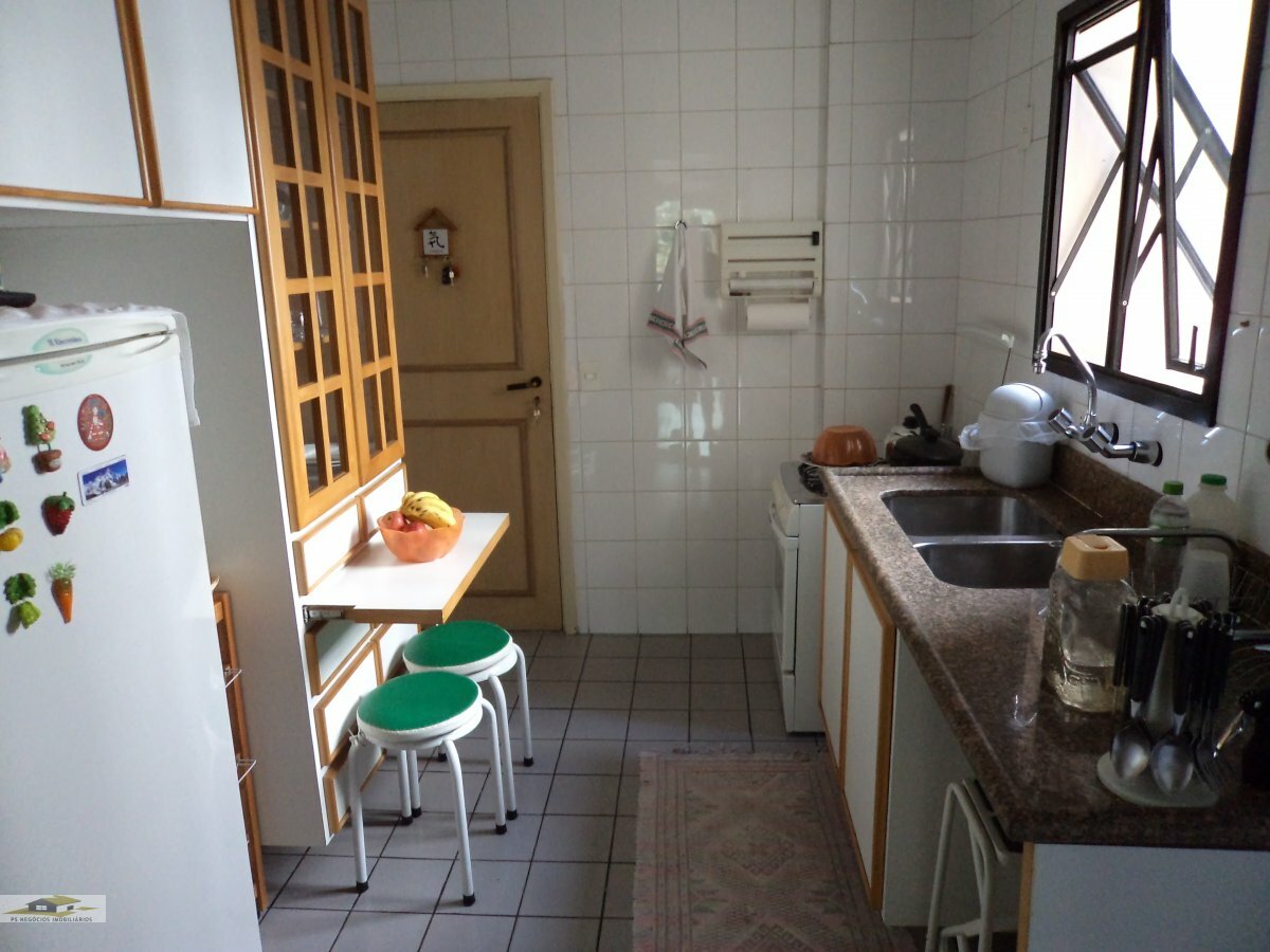 Apartamento à venda com 3 quartos, 110m² - Foto 3