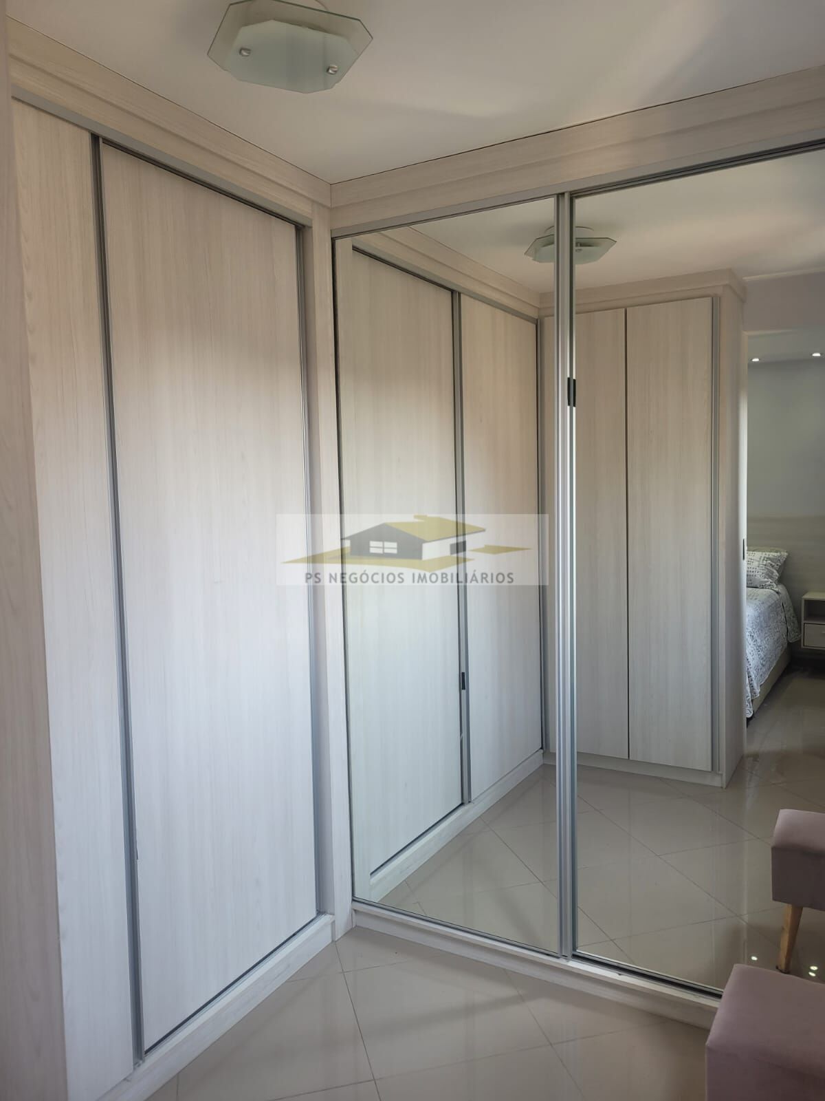 Apartamento à venda com 2 quartos, 52m² - Foto 17