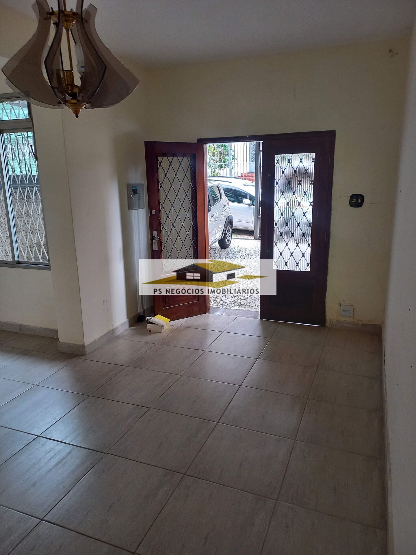 Sobrado à venda com 3 quartos, 120m² - Foto 1