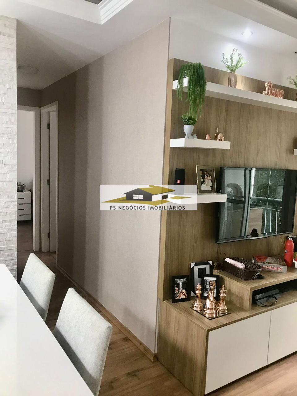 Apartamento à venda com 2 quartos, 52m² - Foto 2