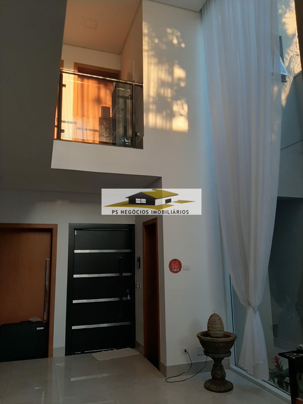 Sobrado, 3 quartos, 340 m² - Foto 2