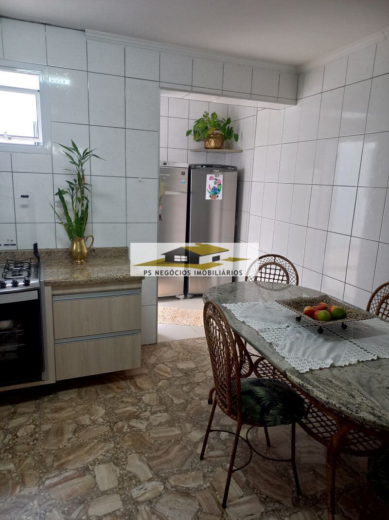 Sobrado à venda com 3 quartos, 224m² - Foto 11