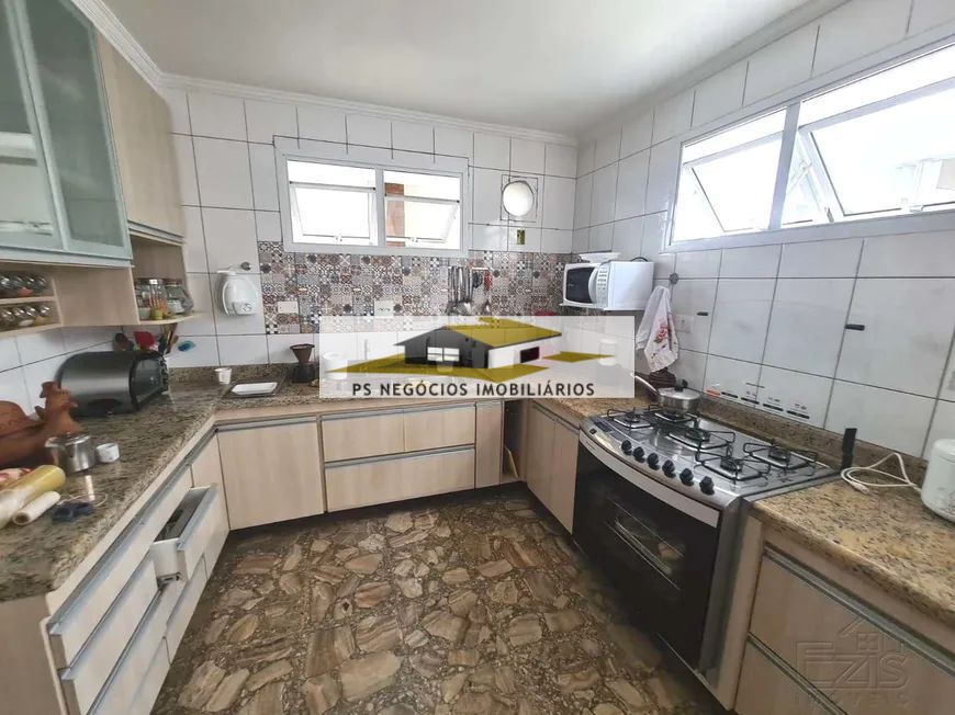 Sobrado à venda com 3 quartos, 224m² - Foto 8