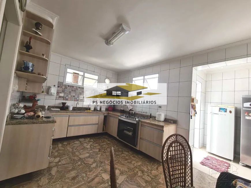 Sobrado à venda com 3 quartos, 224m² - Foto 9