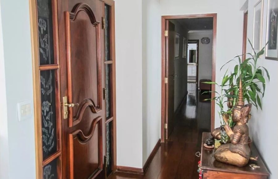 Apartamento à venda com 4 quartos, 197m² - Foto 17