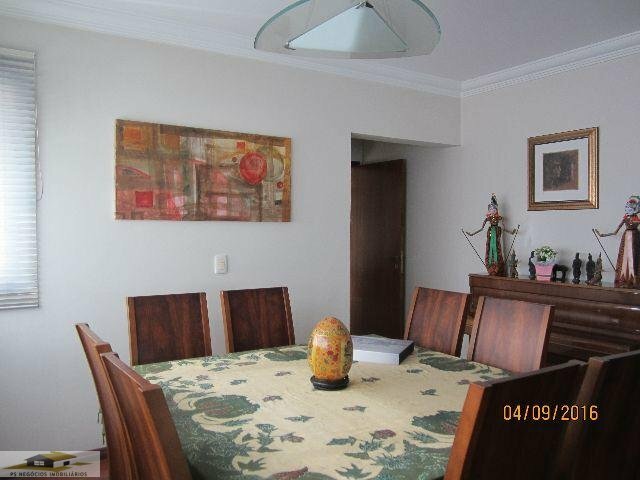 Apartamento à venda com 4 quartos, 197m² - Foto 9