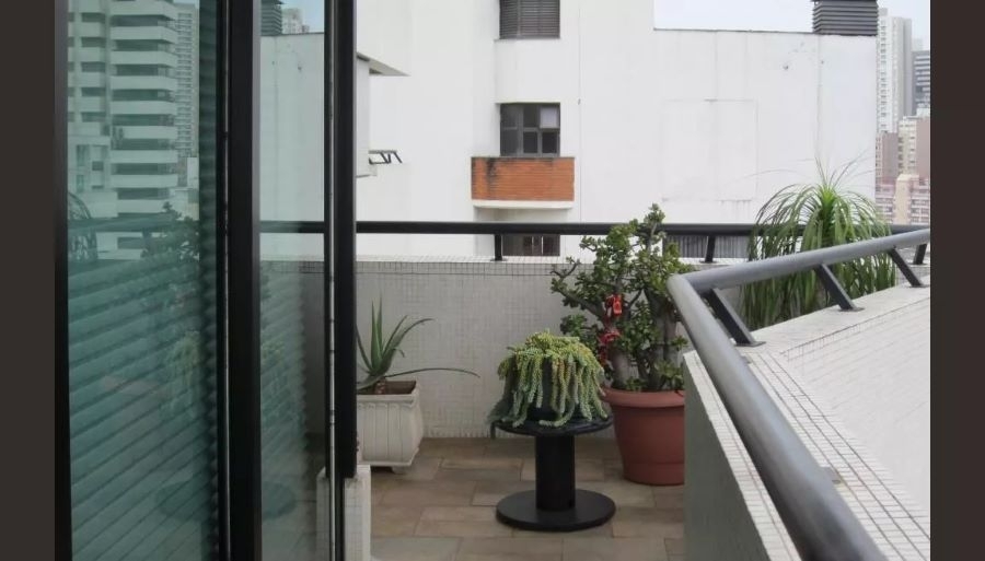 Apartamento à venda com 4 quartos, 197m² - Foto 14