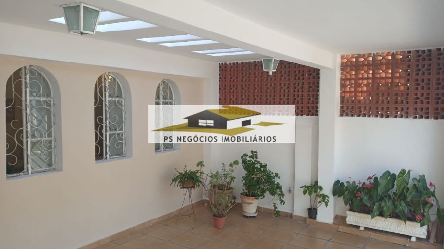 Sobrado à venda com 3 quartos, 230m² - Foto 2