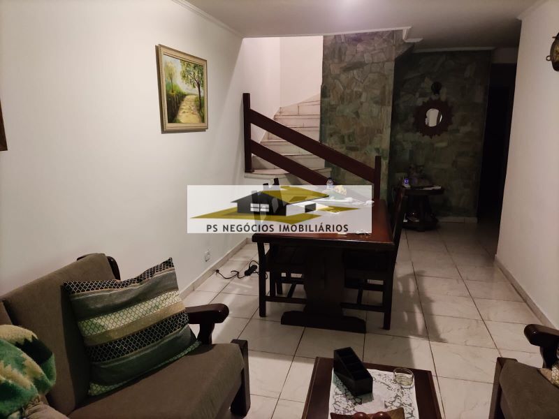 Sobrado à venda com 3 quartos, 164m² - Foto 1