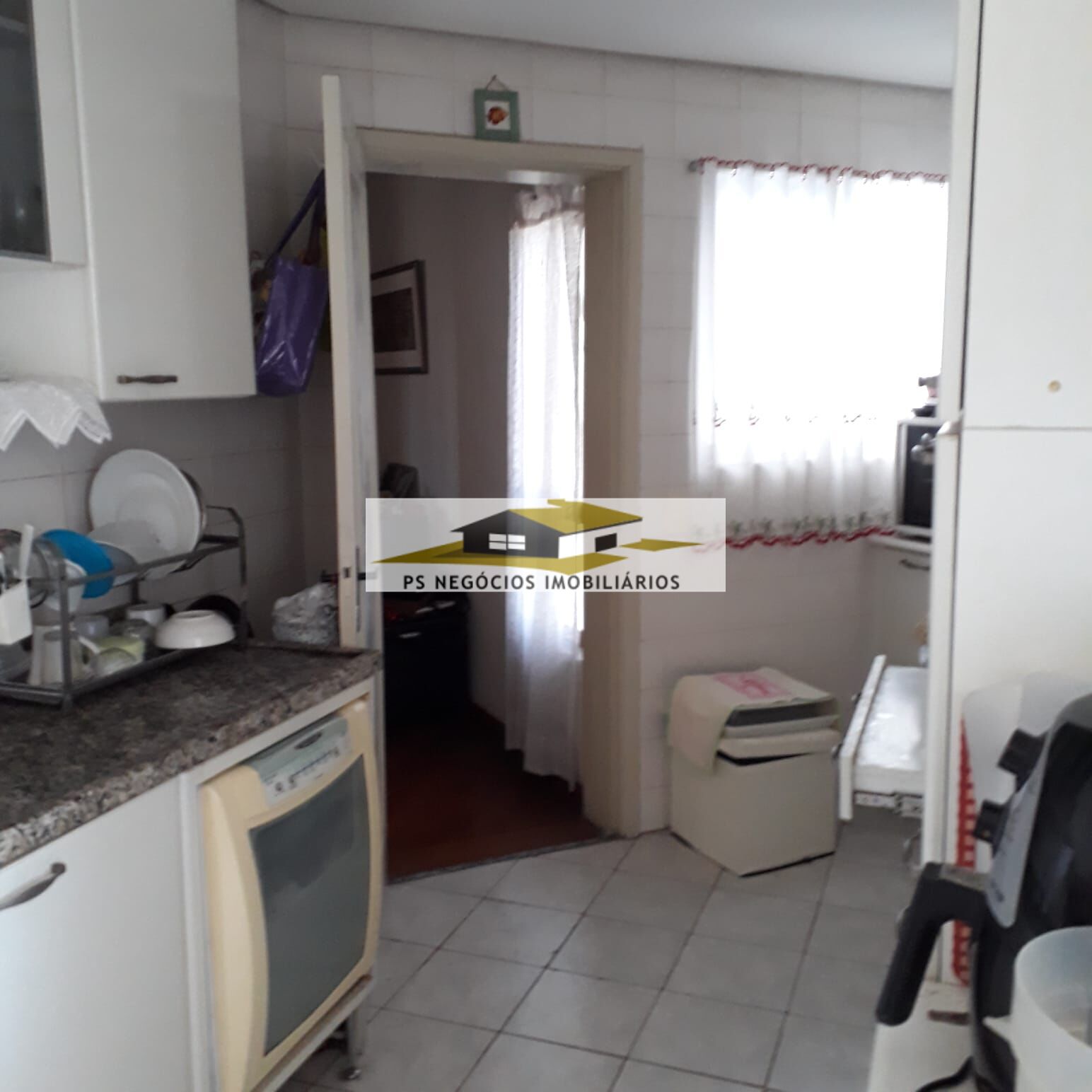 Apartamento à venda com 3 quartos, 121m² - Foto 5