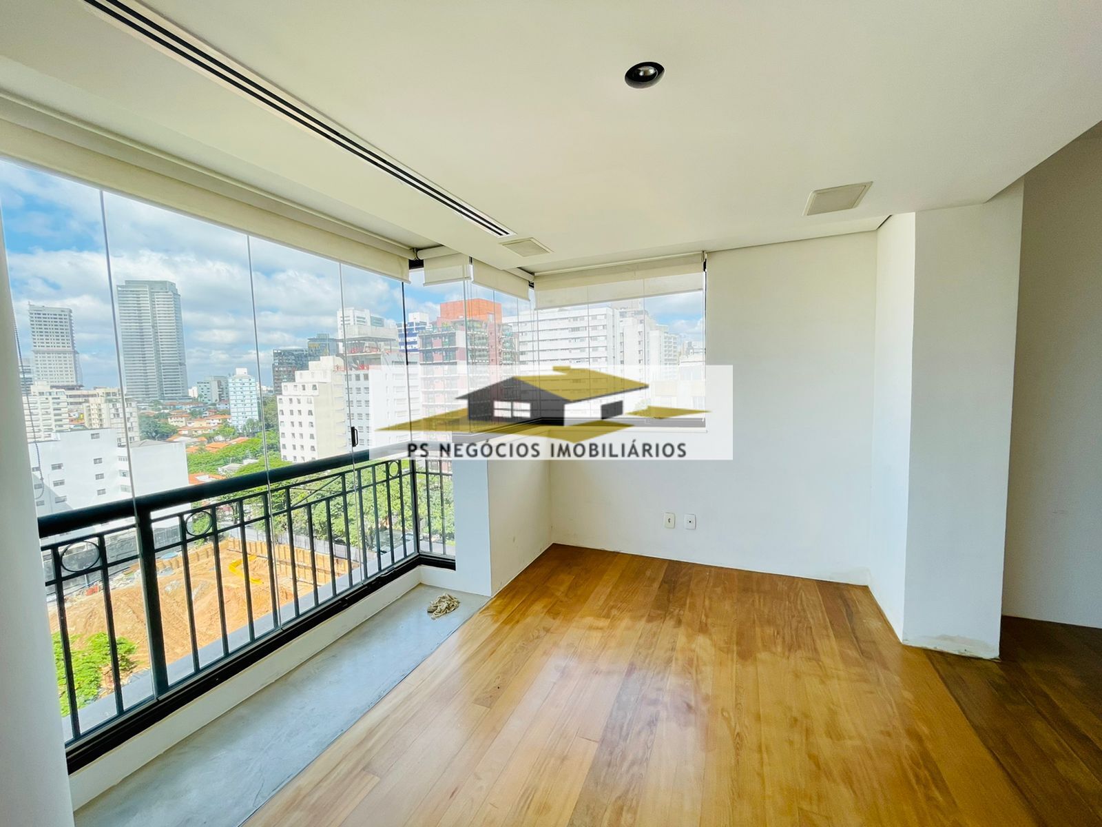 Apartamento à venda com 3 quartos, 215m² - Foto 14