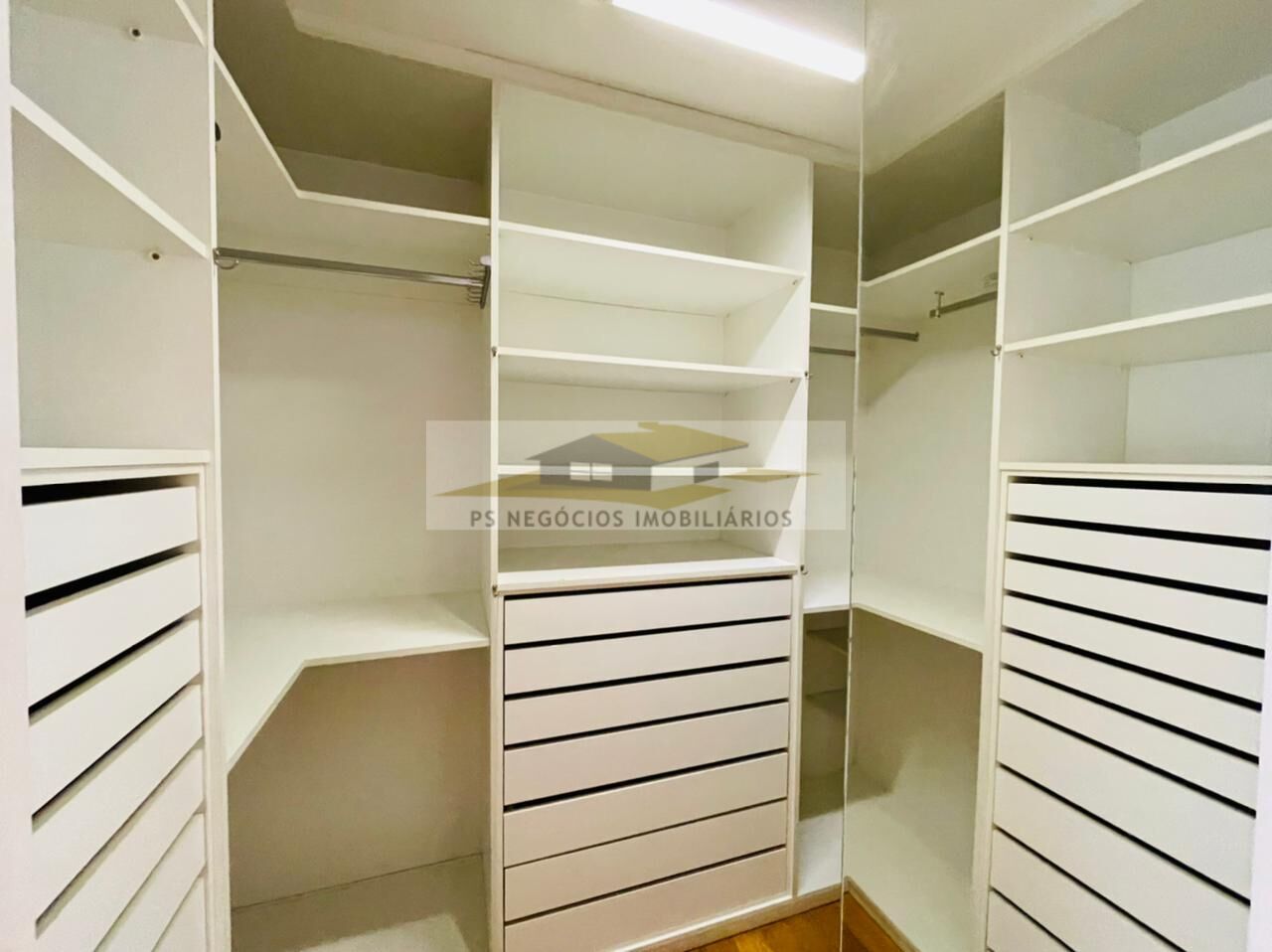 Apartamento à venda com 3 quartos, 215m² - Foto 12