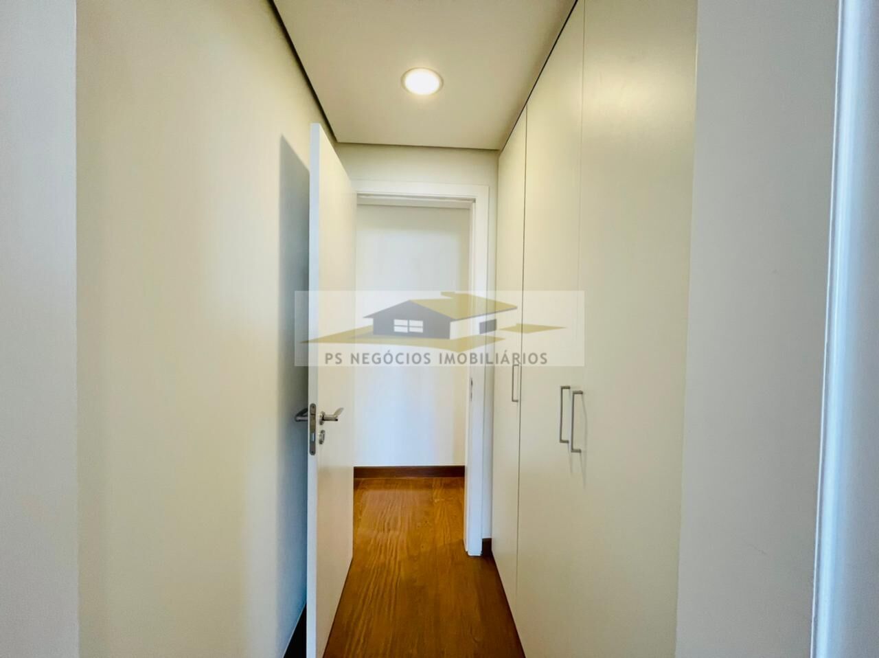 Apartamento à venda com 3 quartos, 215m² - Foto 23