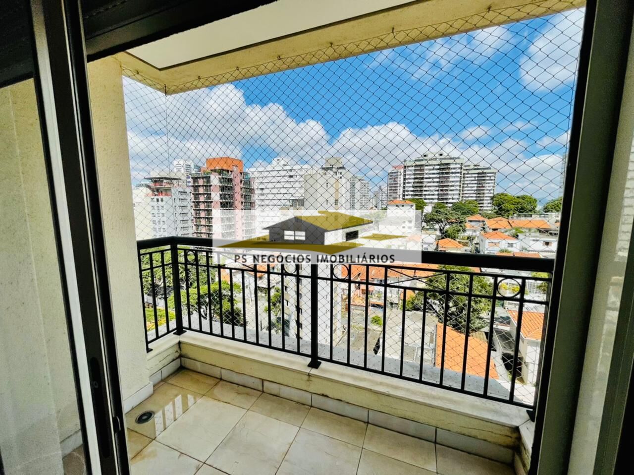 Apartamento à venda com 3 quartos, 215m² - Foto 9