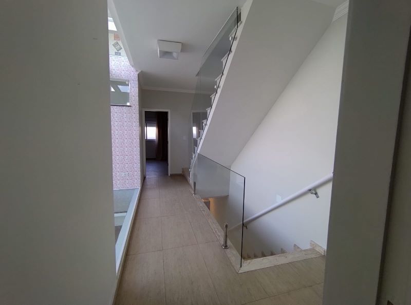 Sobrado à venda com 2 quartos, 220m² - Foto 17