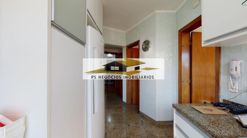 Apartamento à venda com 4 quartos, 190m² - Foto 17