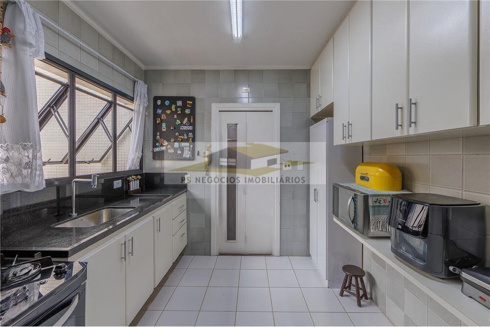 Apartamento à venda com 3 quartos, 125m² - Foto 12