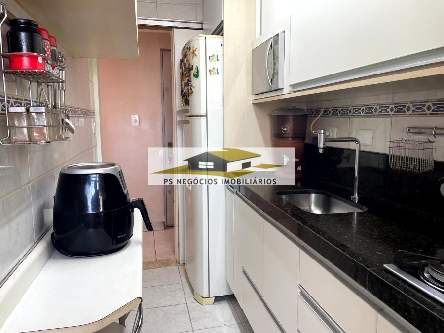 Apartamento à venda com 2 quartos, 61m² - Foto 4