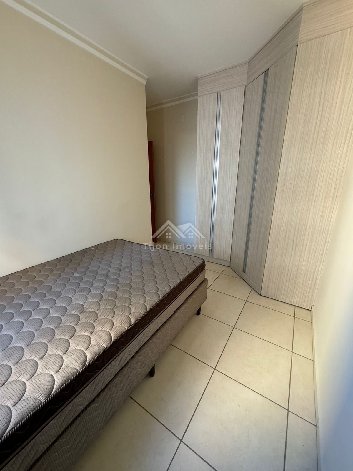 Apartamento para alugar com 2 quartos, 60m² - Foto 11