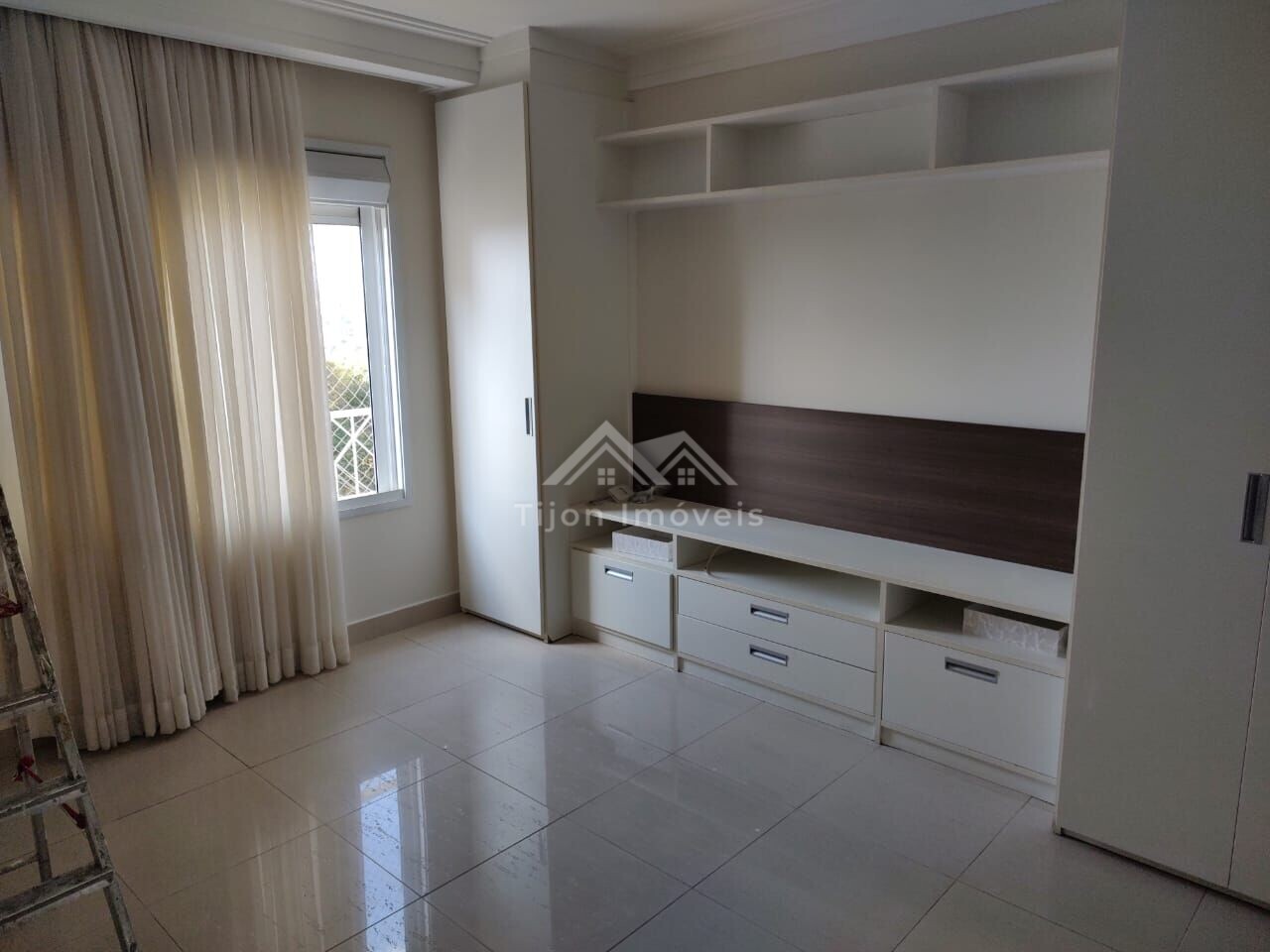 Apartamento à venda com 3 quartos, 135m² - Foto 23