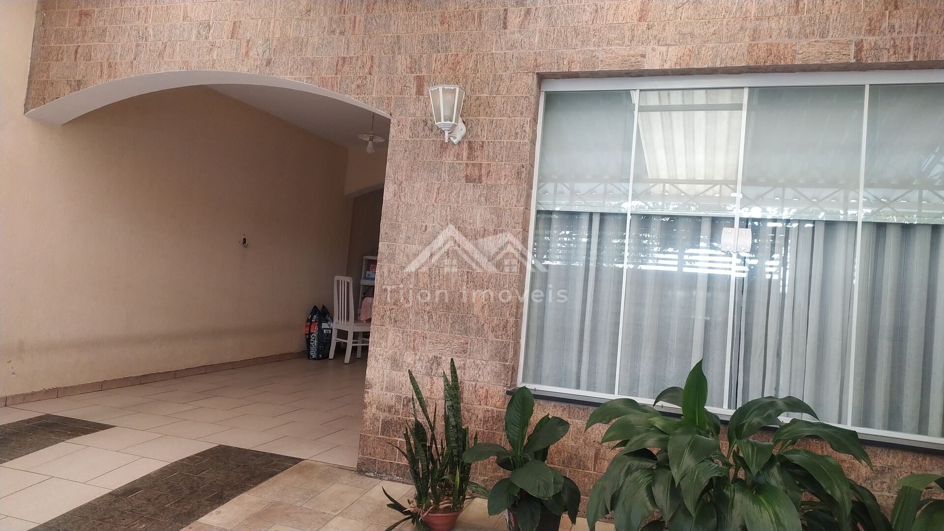 Casa à venda com 3 quartos, 270m² - Foto 2