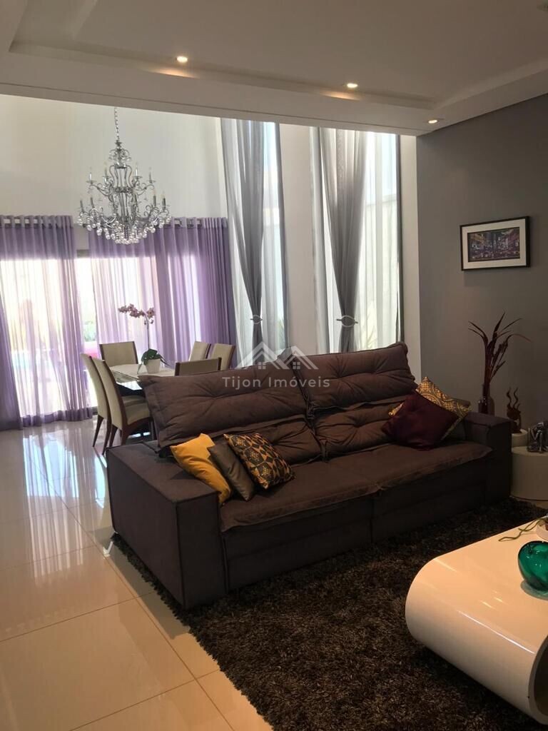 Casa à venda com 3 quartos, 374m² - Foto 5