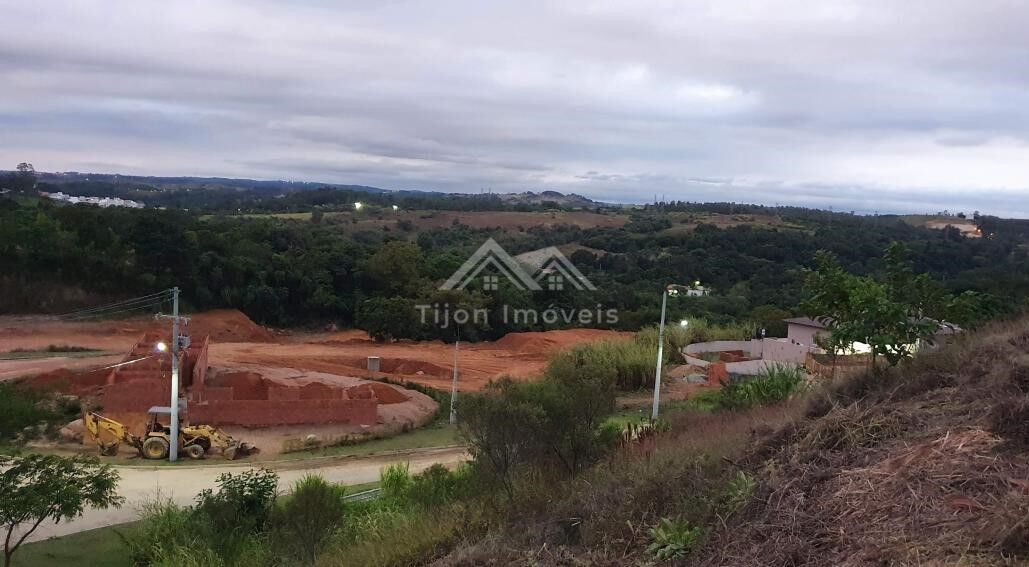 Terreno à venda, 900m² - Foto 1