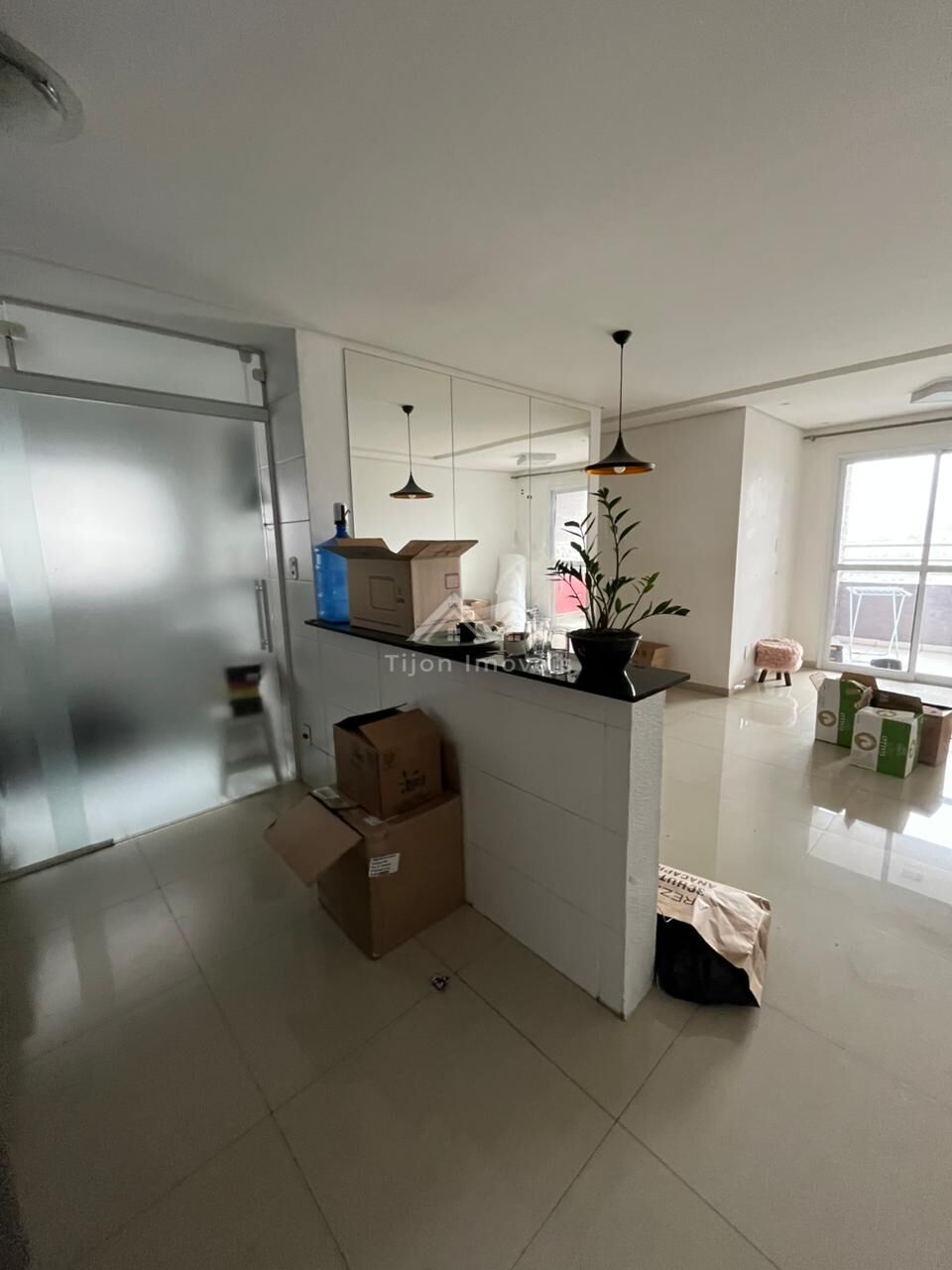 Apartamento à venda com 3 quartos, 69m² - Foto 2