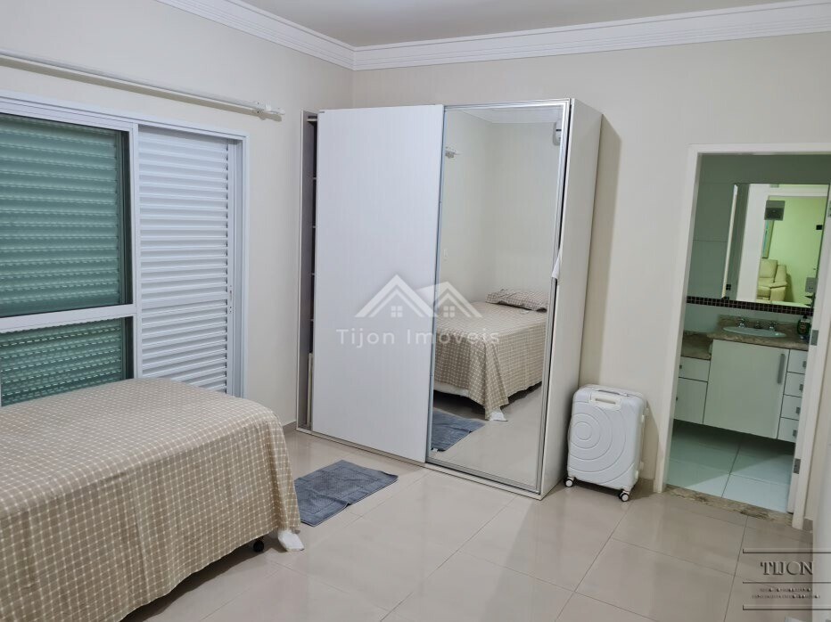 Casa de Condomínio à venda com 5 quartos, 450m² - Foto 13