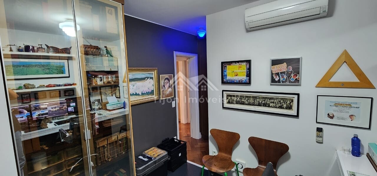 Apartamento à venda com 3 quartos, 135m² - Foto 29