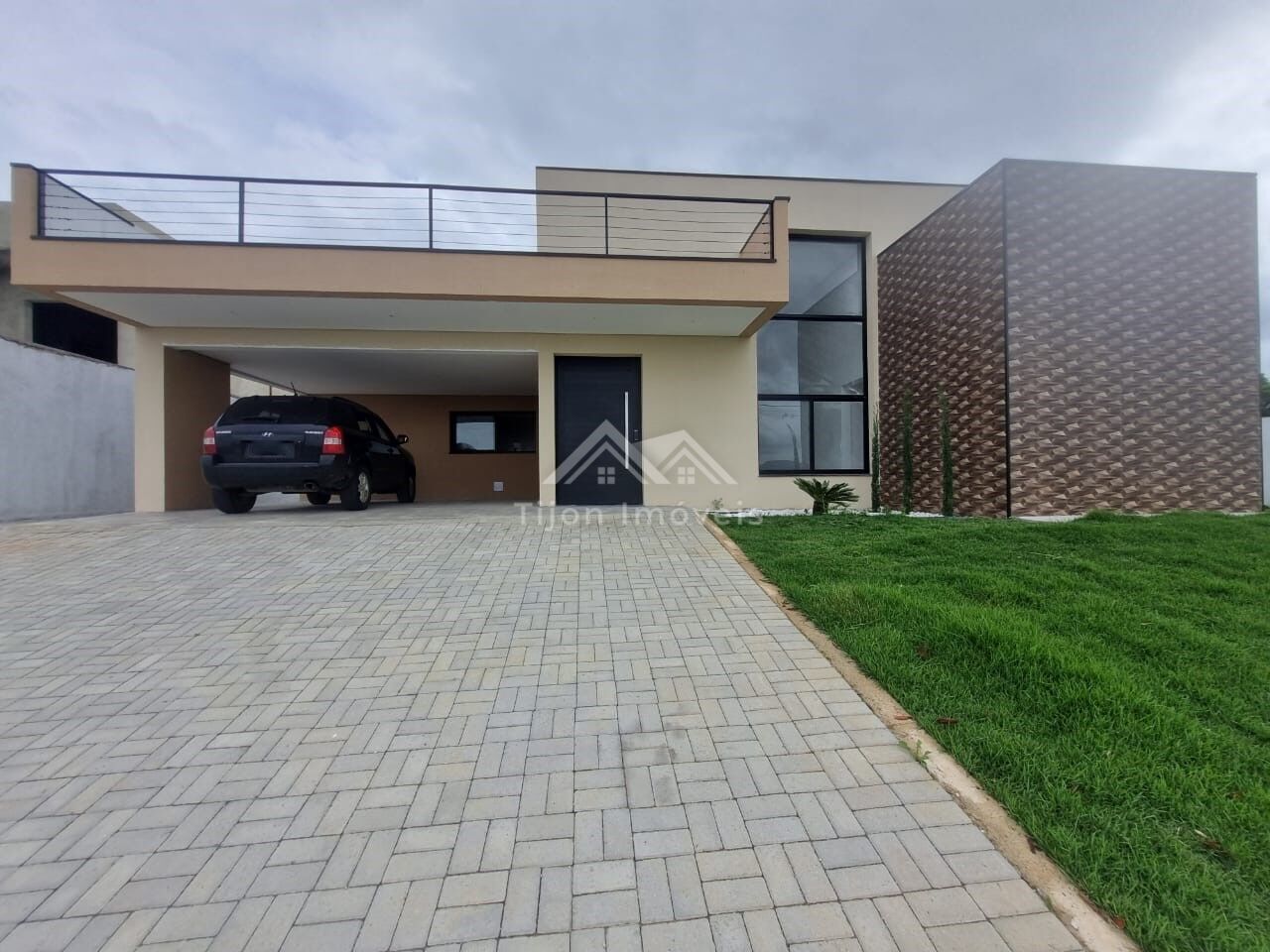 Casa à venda com 3 quartos, 350m² - Foto 2