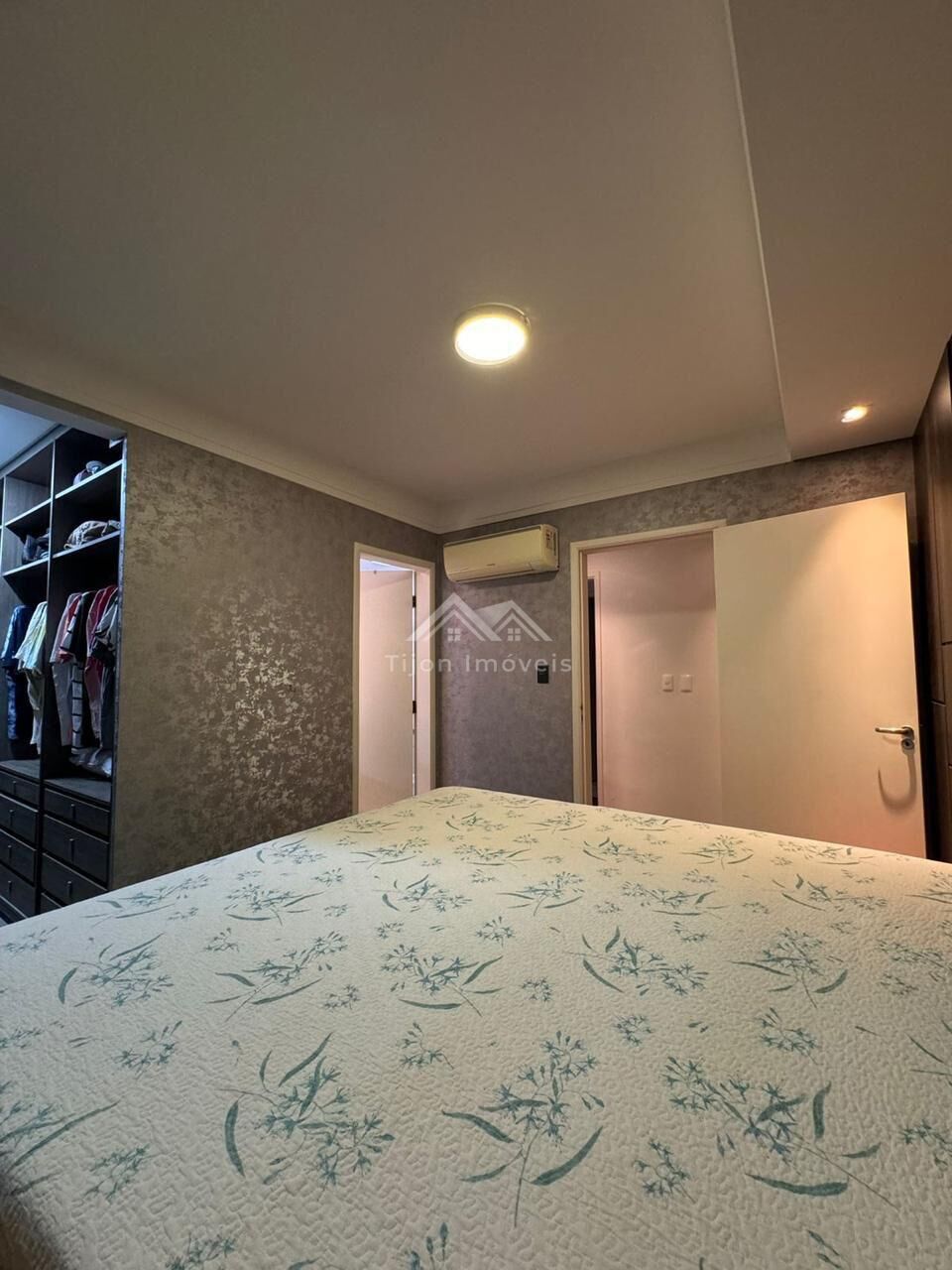 Apartamento à venda com 3 quartos, 157m² - Foto 18