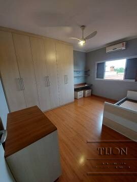 Casa de Condomínio à venda com 3 quartos, 258m² - Foto 13