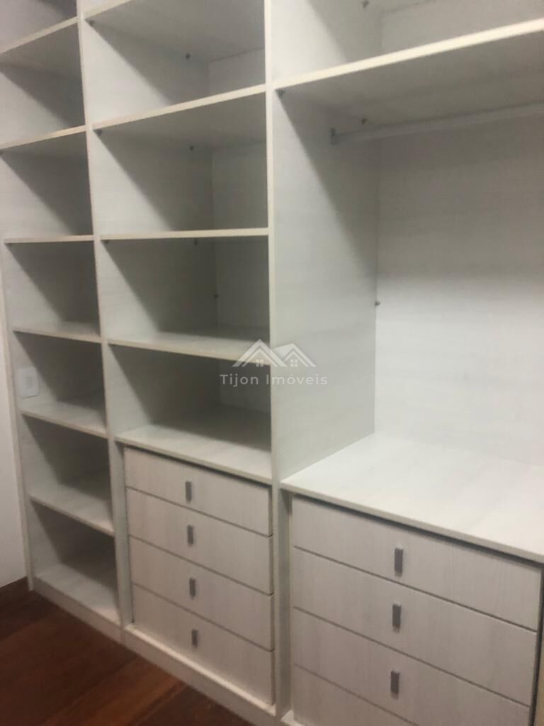 Apartamento à venda com 3 quartos, 97m² - Foto 17