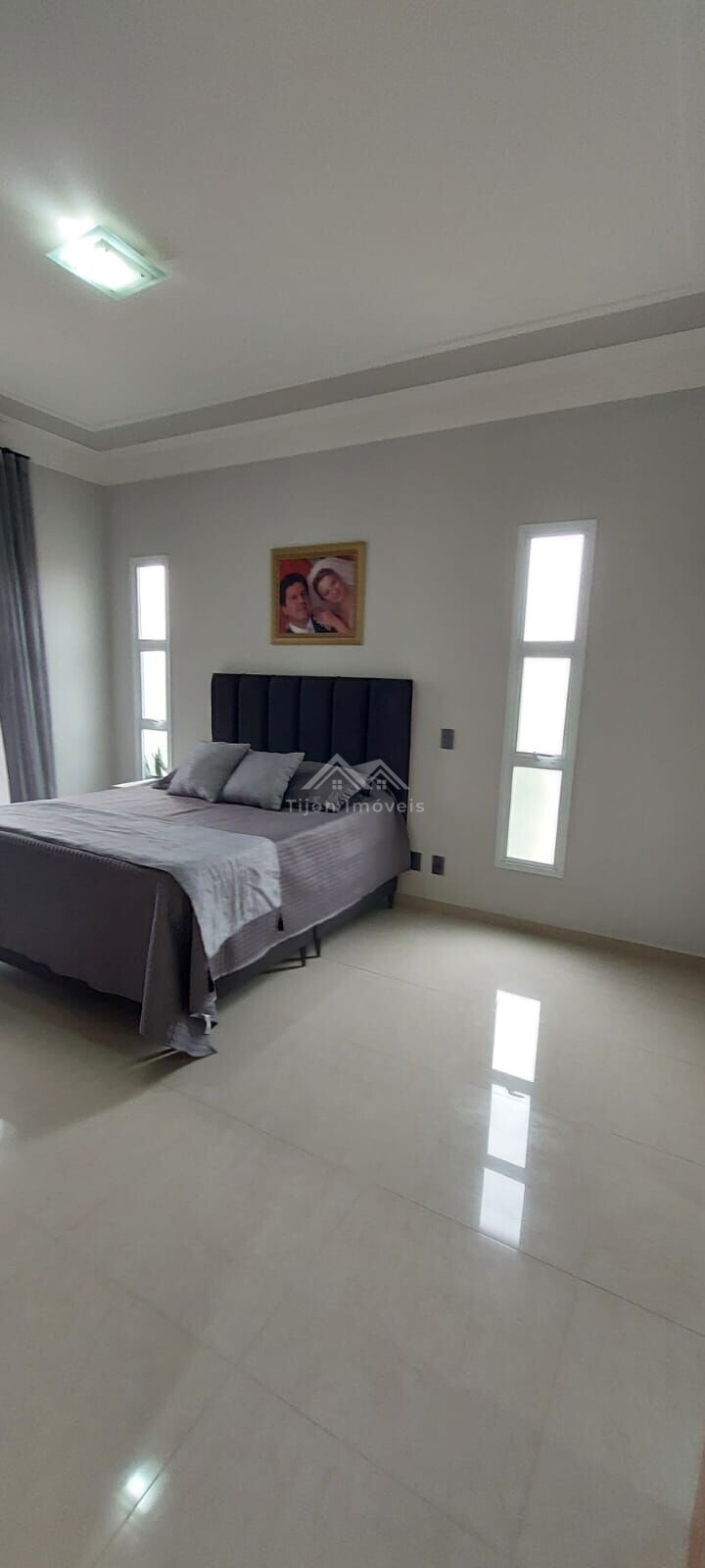 Casa à venda com 4 quartos, 302m² - Foto 17