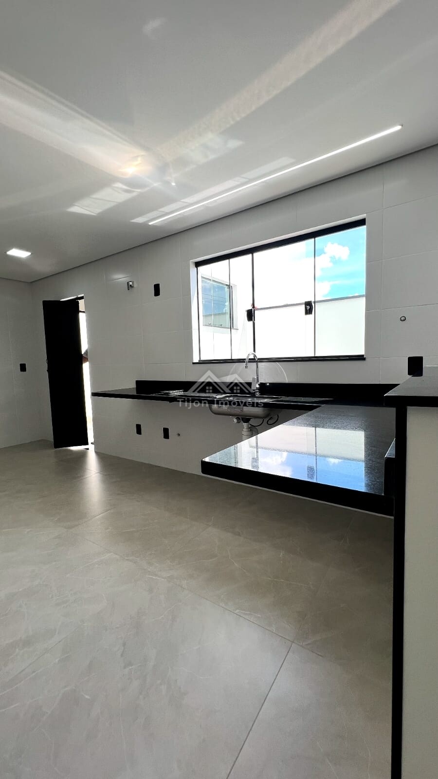 Sobrado à venda com 2 quartos, 160m² - Foto 10