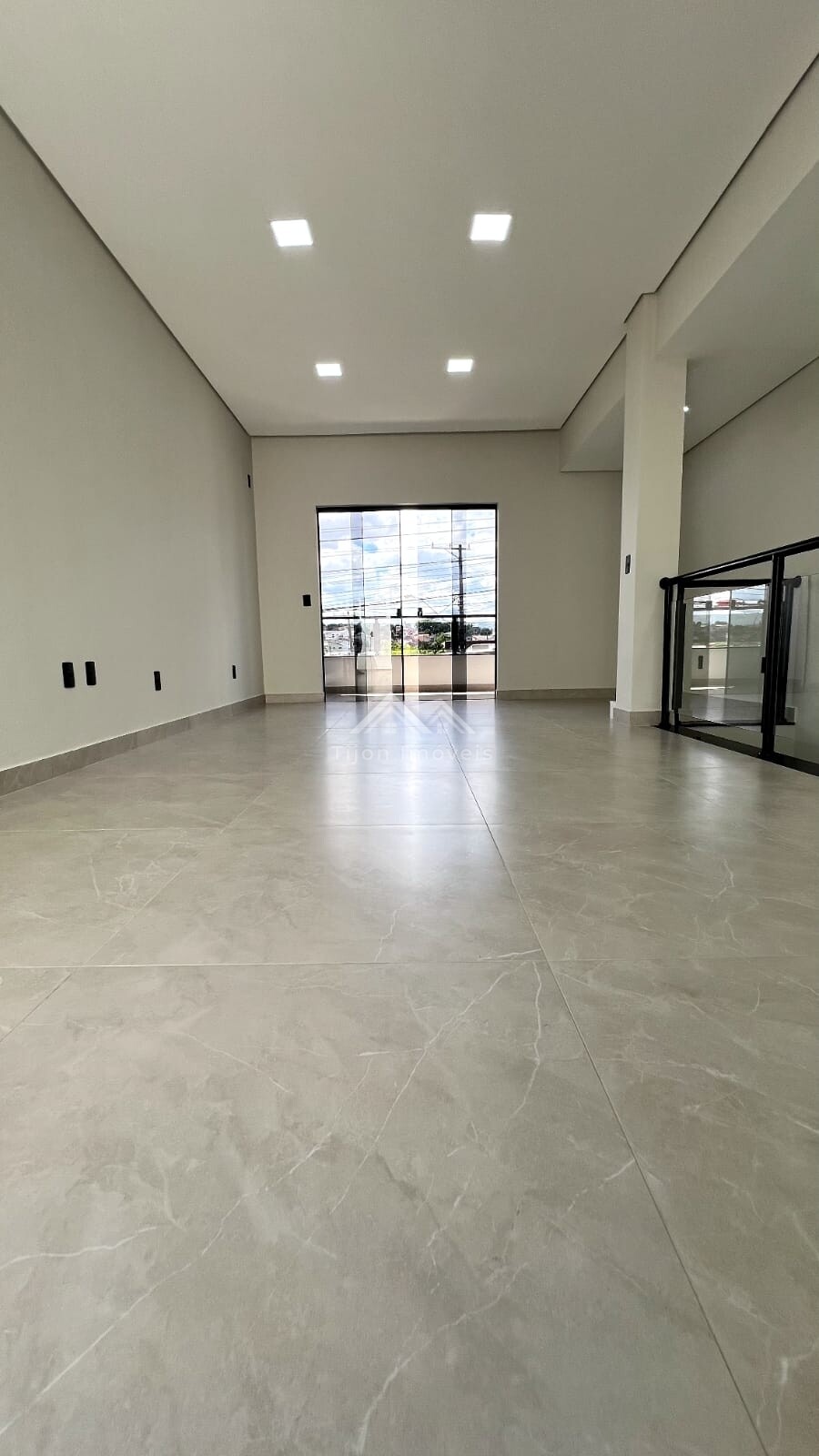 Sobrado à venda com 2 quartos, 160m² - Foto 3