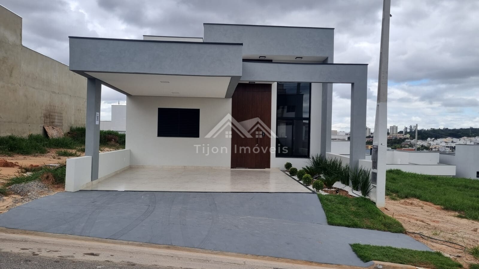 Casa de Condomínio à venda com 3 quartos, 112m² - Foto 1