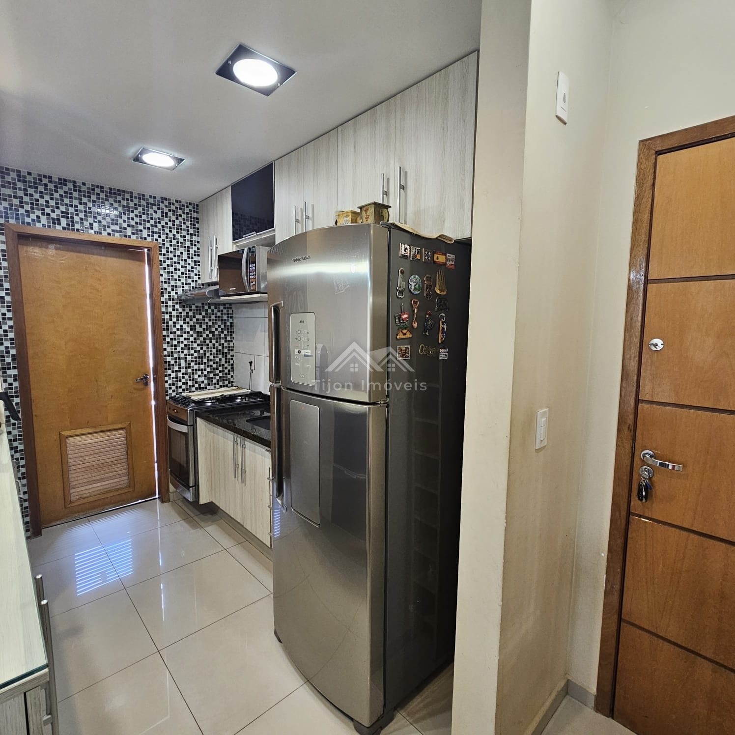 Apartamento à venda com 2 quartos, 60m² - Foto 5