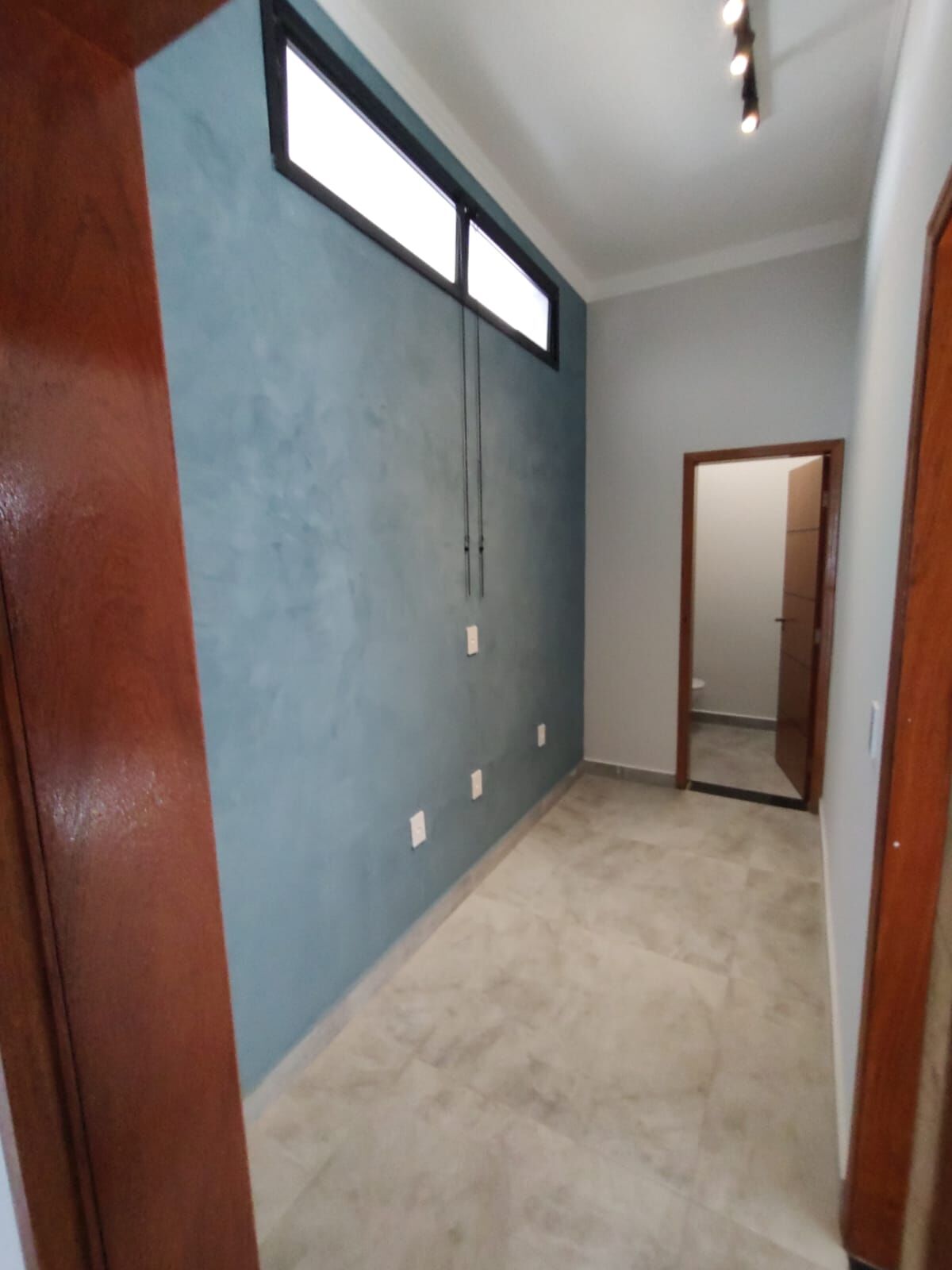 Casa de Condomínio à venda com 3 quartos, 243m² - Foto 11