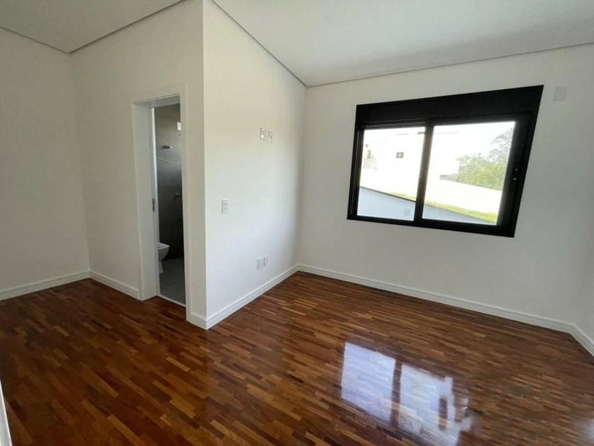 Casa de Condomínio à venda com 3 quartos, 231m² - Foto 8