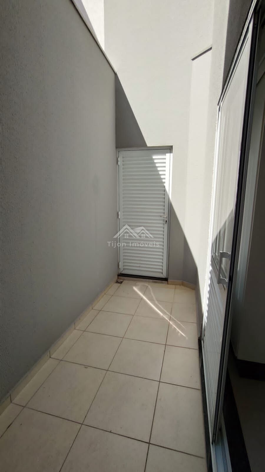 Casa para alugar com 4 quartos, 289m² - Foto 9