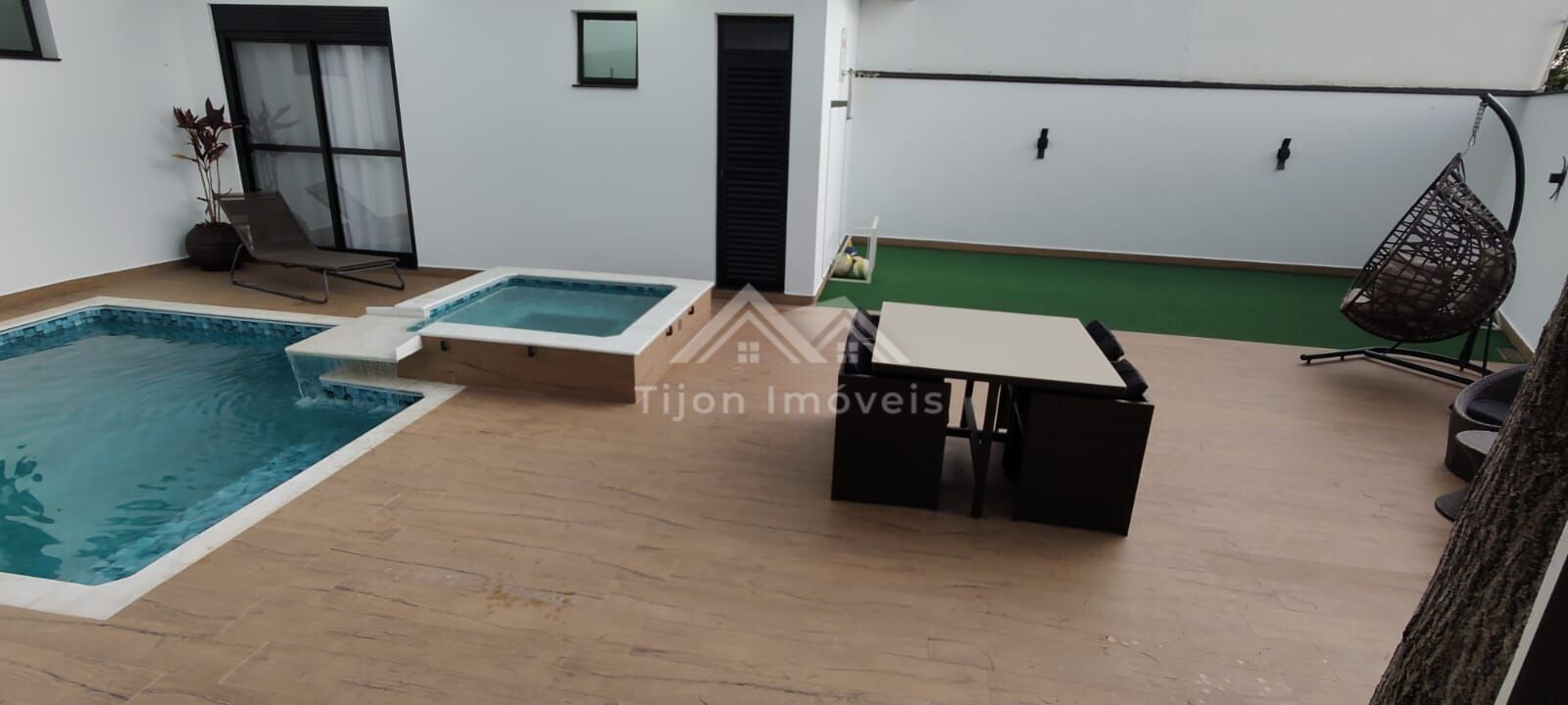 Casa à venda com 4 quartos, 260m² - Foto 44