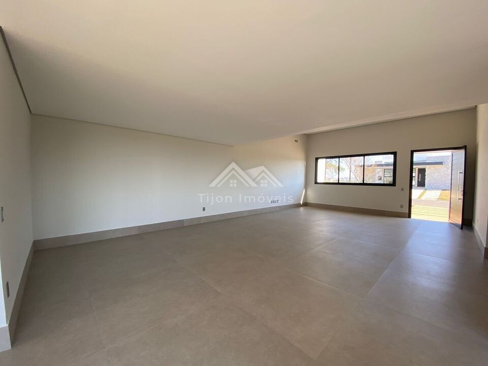 Casa à venda com 3 quartos, 338m² - Foto 17