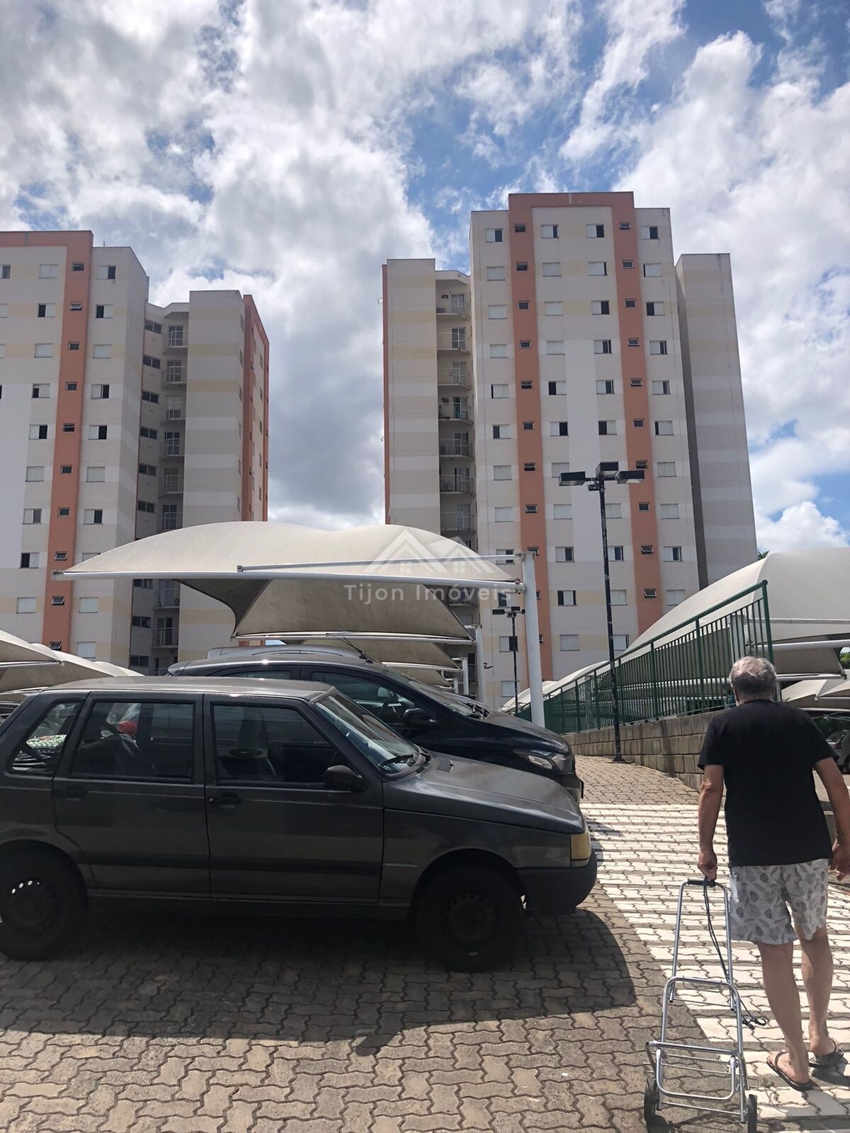 Apartamento à venda com 2 quartos, 53m² - Foto 4