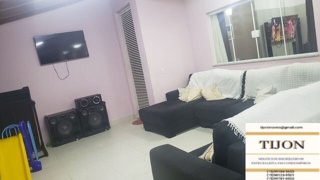 Casa de Condomínio à venda com 5 quartos, 333m² - Foto 2