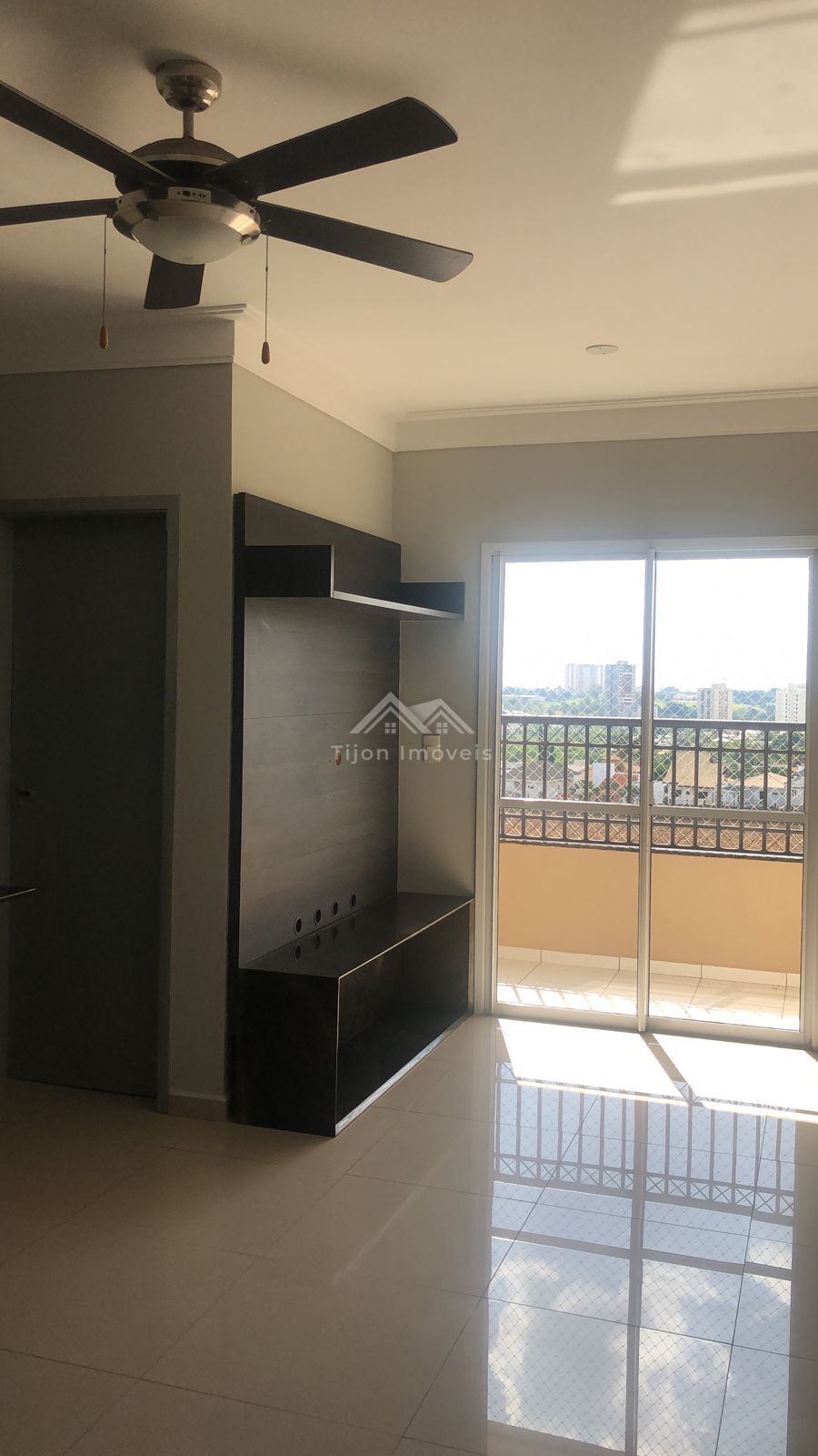 Apartamento à venda com 2 quartos, 60m² - Foto 1