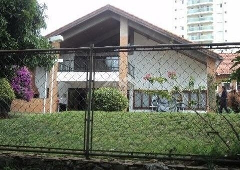 Casa para alugar com 7 quartos, 720m² - Foto 22