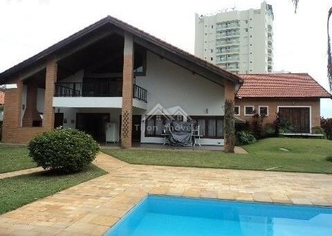 Casa para alugar com 7 quartos, 720m² - Foto 19