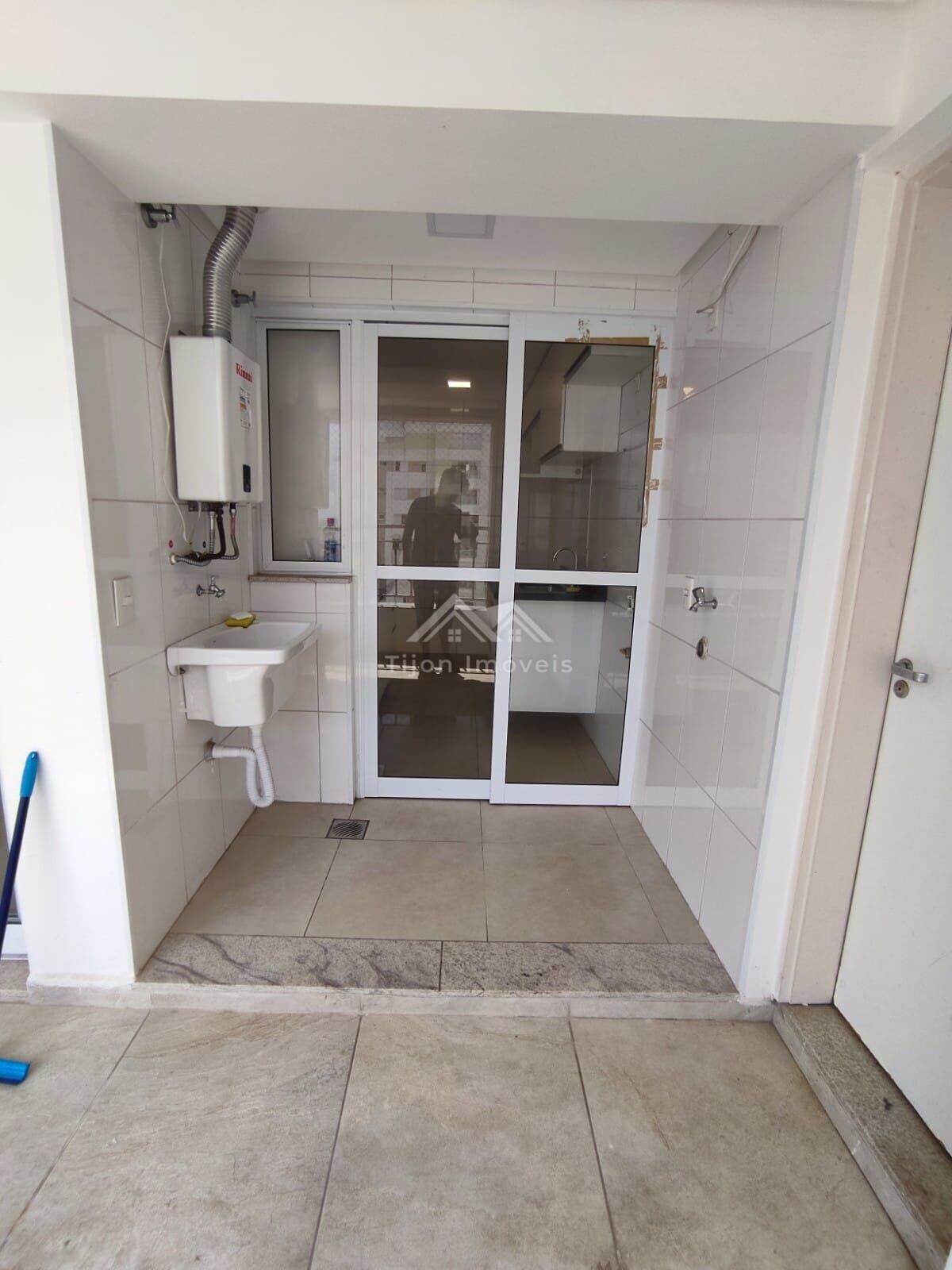 Apartamento à venda com 3 quartos, 80m² - Foto 18